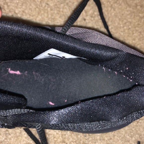 Nike Kyrie Flytraps - Picture 10 of 13